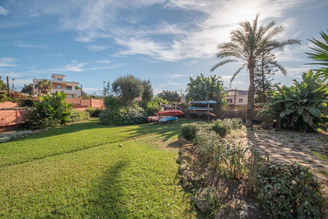 2 Bedroom Front Line Flat In Costabella, Marbella,