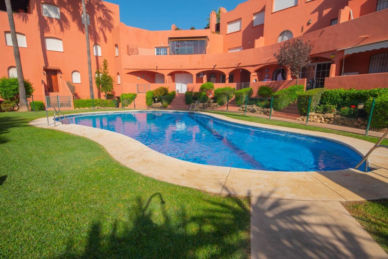 Apartment 2 Bedroom Front Line Flat In Costabella, Marbella, *