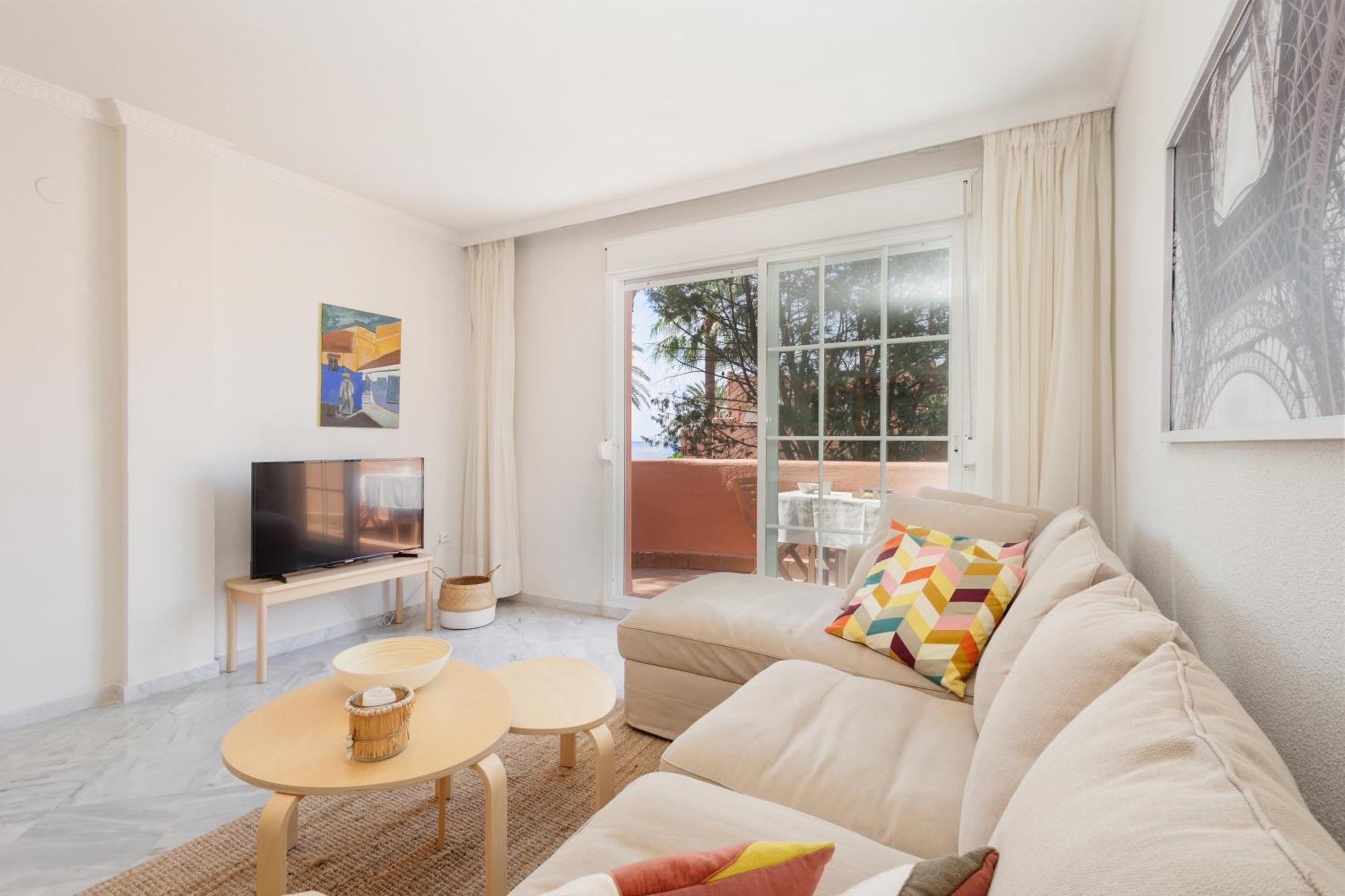 2 Bedroom Front Line Flat In Costabella, Marbella, Apartment *