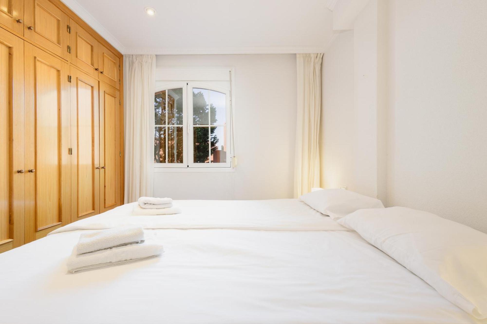 2 Bedroom Front Line Flat In Costabella, Marbella, * Marbella
